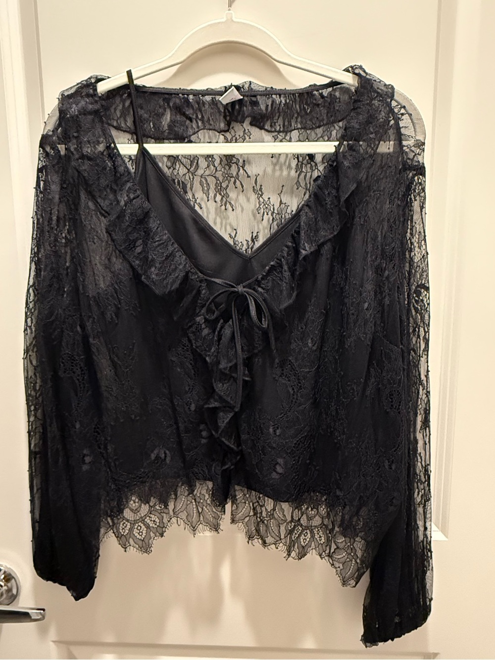 Old Navy Black Lace Ruffle Tie-Front Women's Top